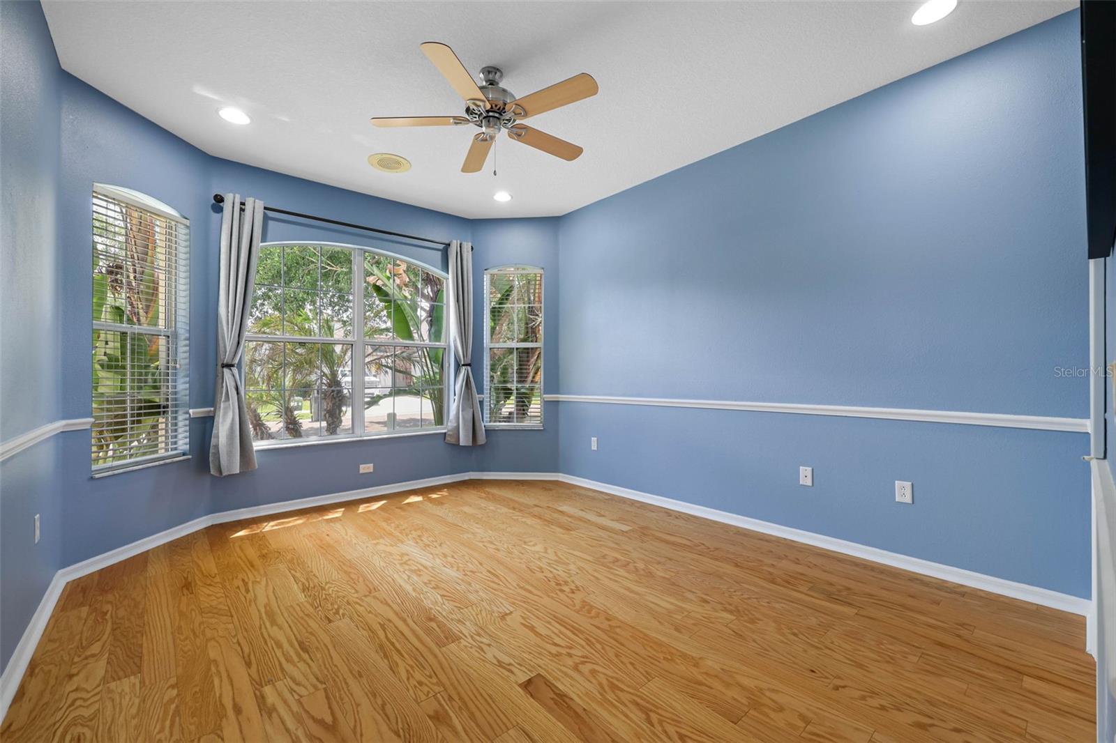 Image 7 of 43 For 2510 Cross More Street