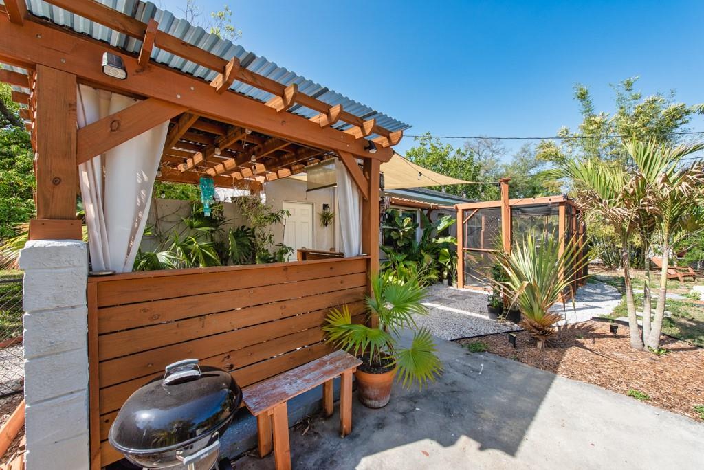 Image 23 of 40 For 1325 54th Avenue N