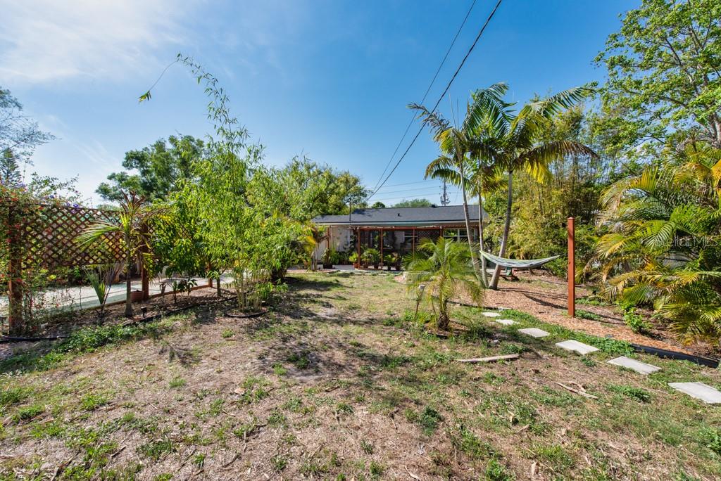 Image 27 of 40 For 1325 54th Avenue N