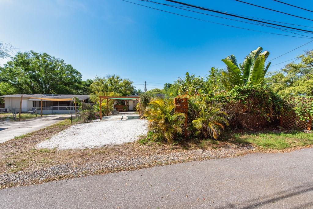 Image 31 of 40 For 1325 54th Avenue N