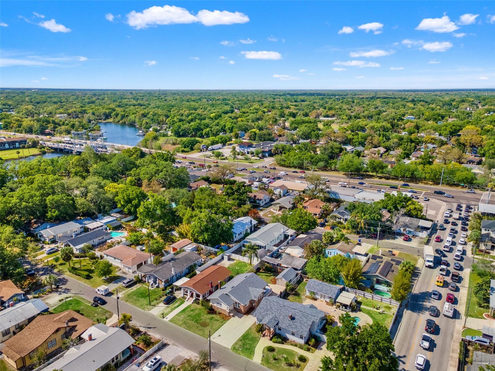 Listing photo id 32 for 305 Frierson Avenue