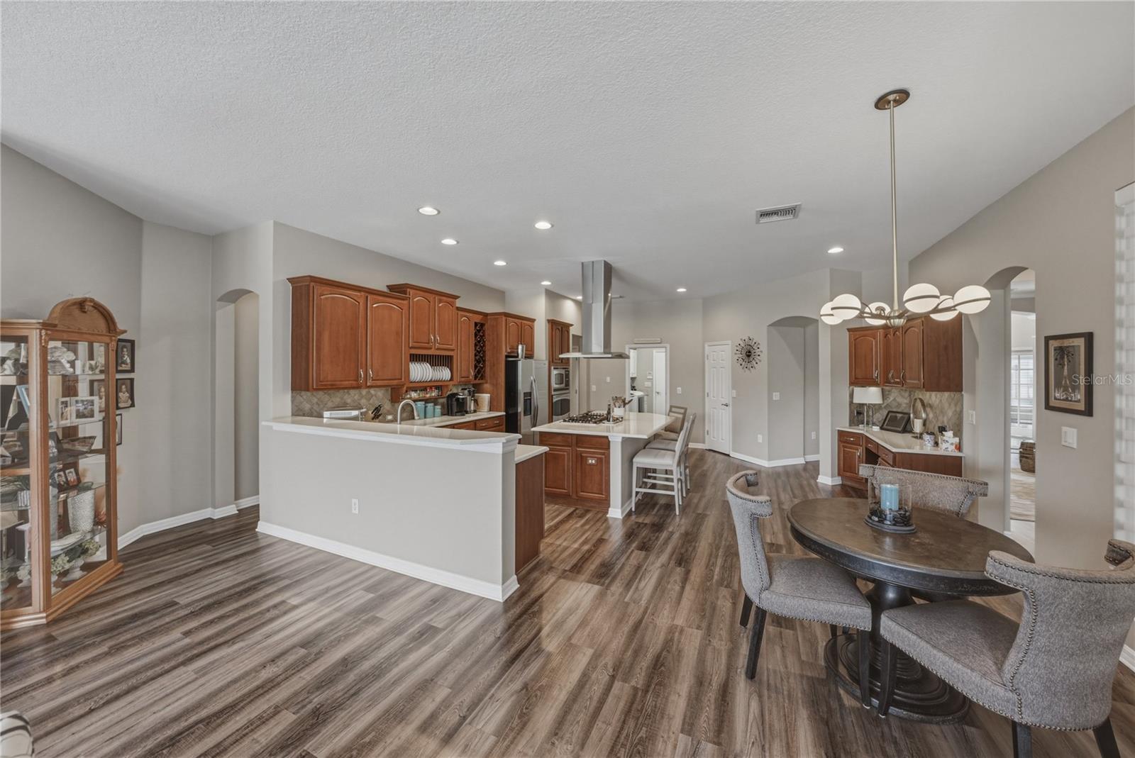 Listing photo id 33 for 19743 Prince Benjamin Drive