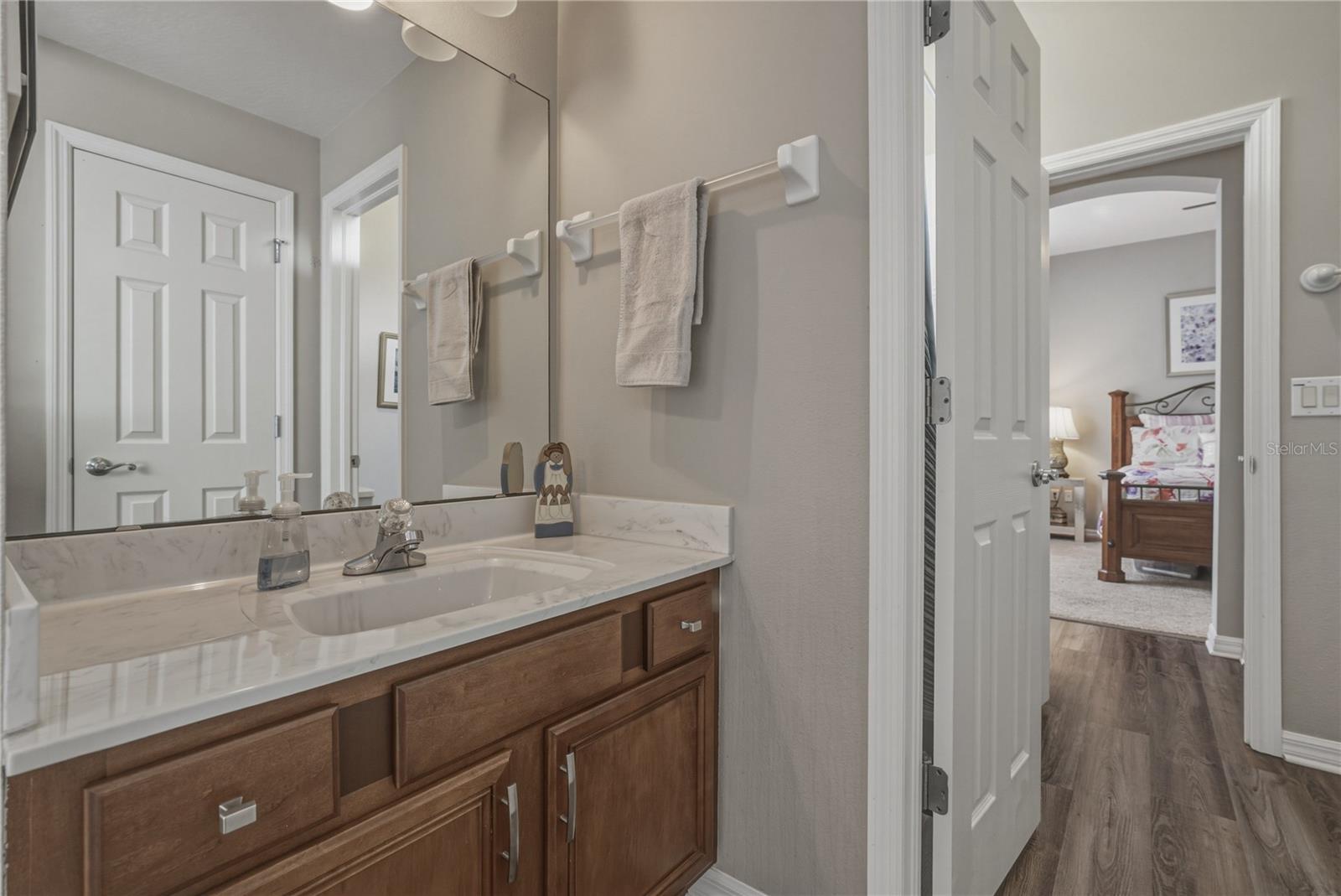 Listing photo id 46 for 19743 Prince Benjamin Drive