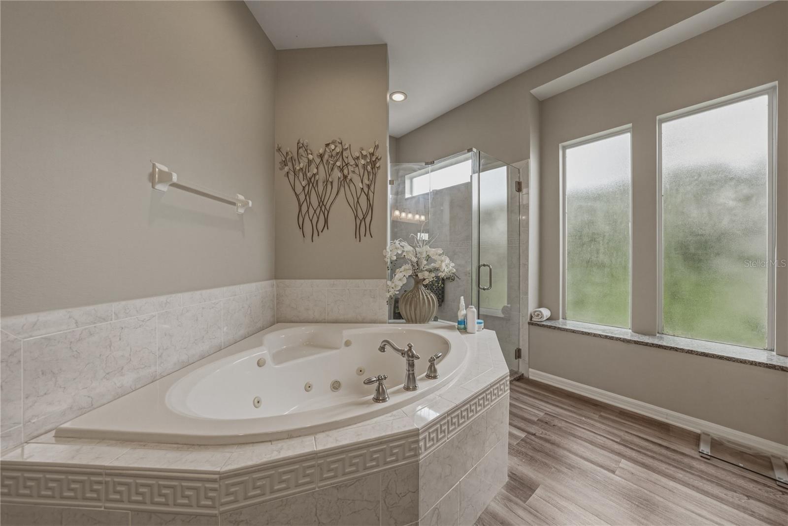 Listing photo id 63 for 19743 Prince Benjamin Drive