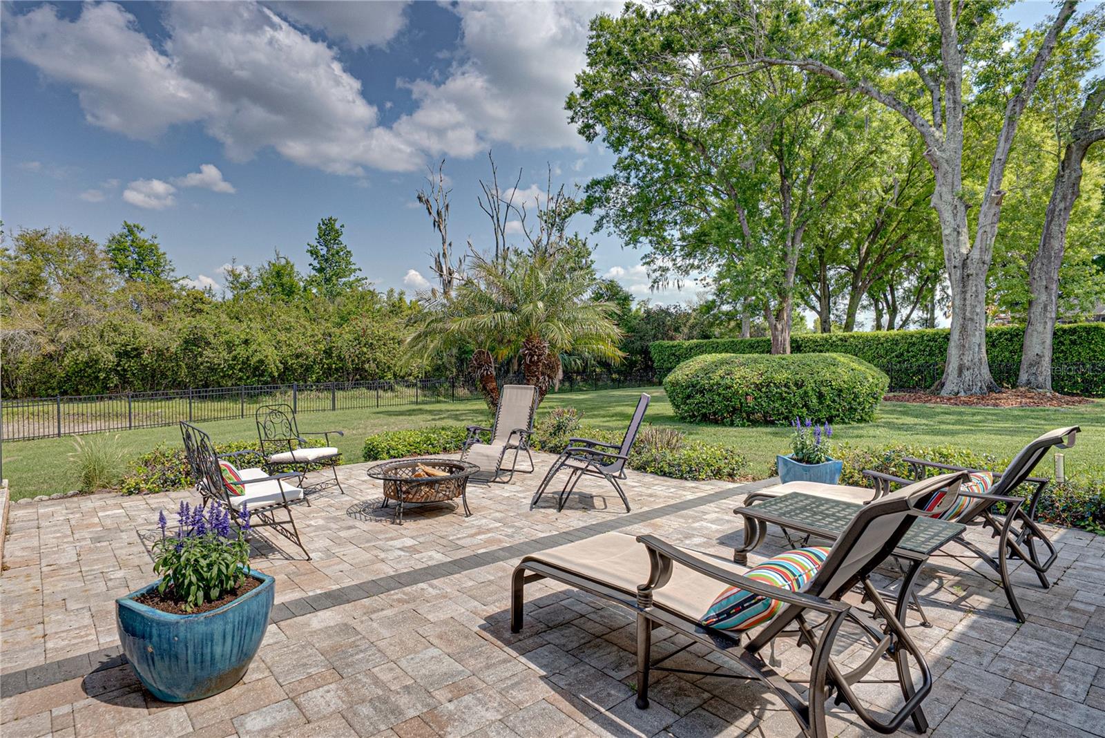 Listing photo id 82 for 19743 Prince Benjamin Drive