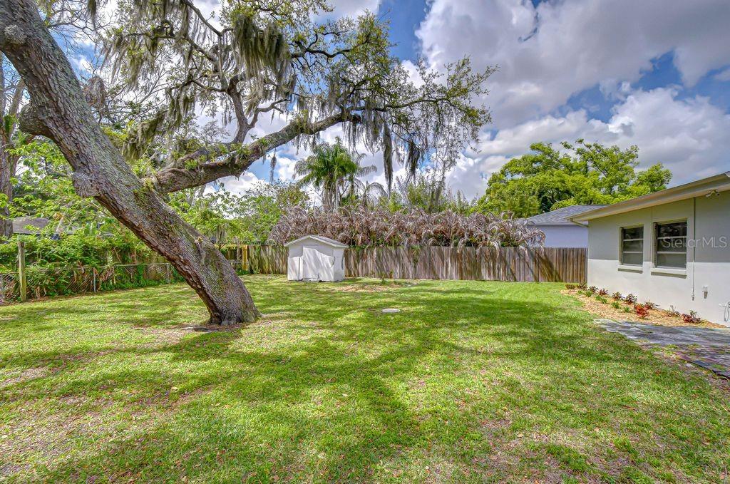 Image 16 of 18 For 1511 North Street