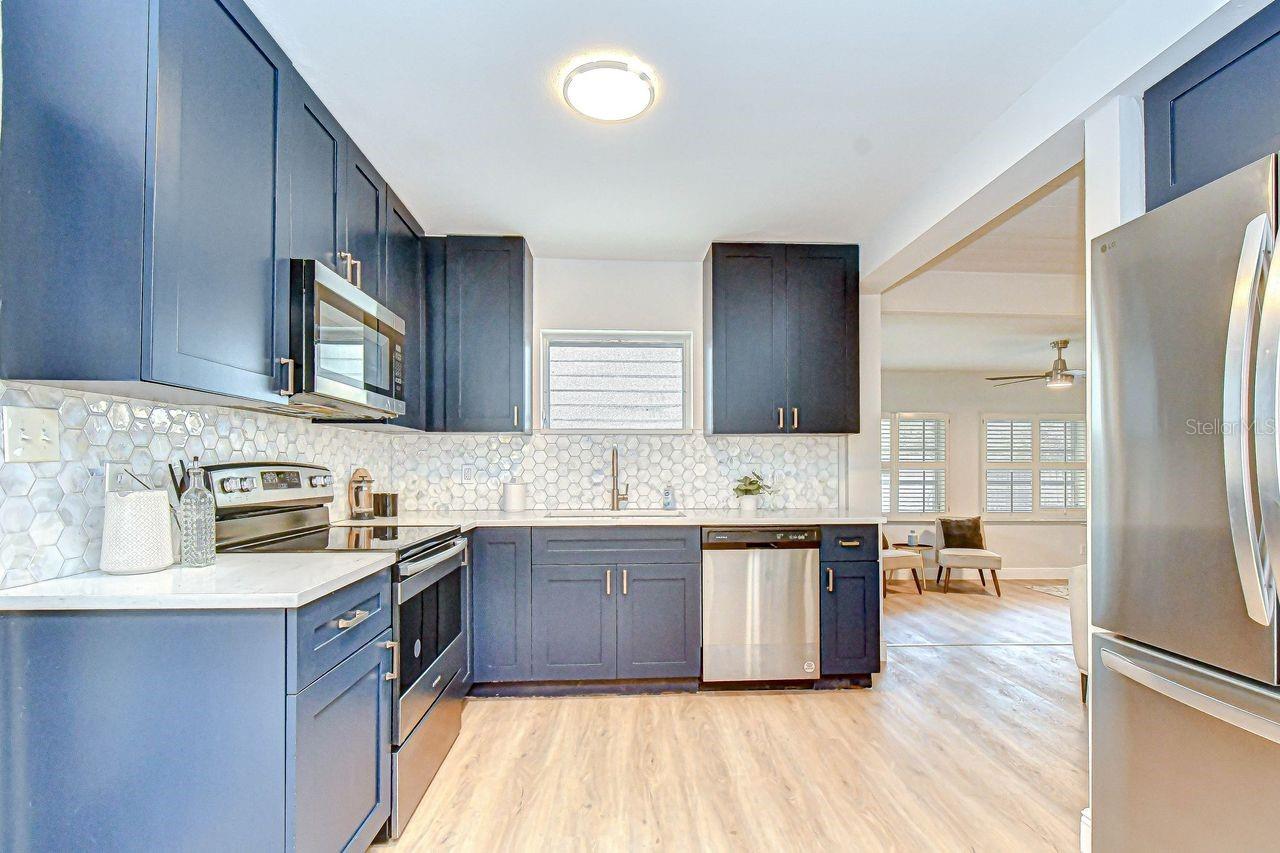 Image 4 of 18 For 1511 North Street