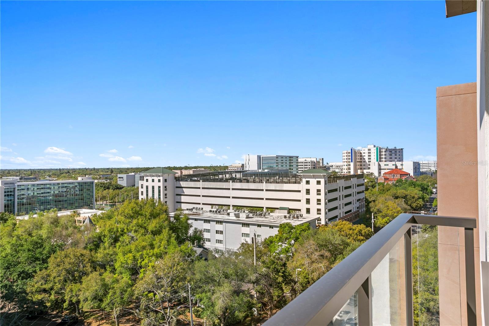 Listing photo id 9 for 199 Dali Boulevard 1002