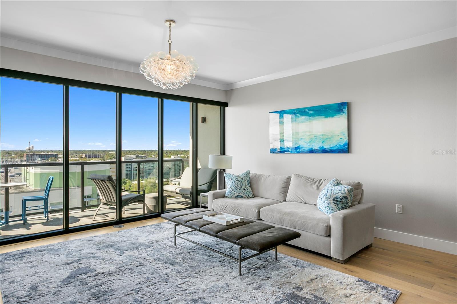 Listing photo id 12 for 199 Dali Boulevard 1002