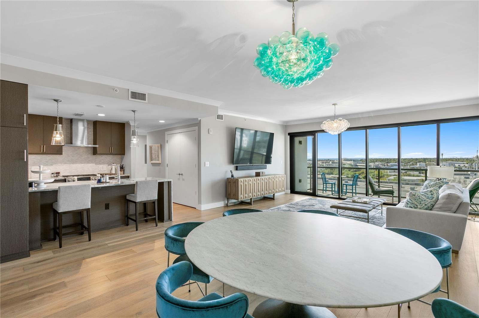 Listing photo id 18 for 199 Dali Boulevard 1002