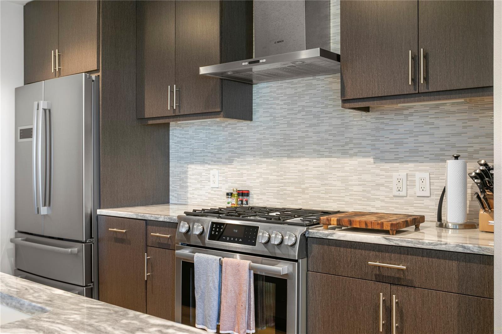 Listing photo id 23 for 199 Dali Boulevard 1002