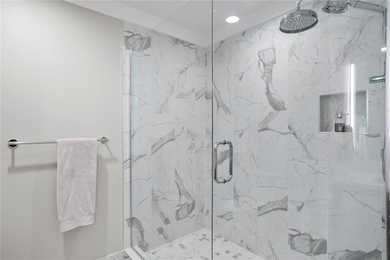 Listing photo id 33 for 199 Dali Boulevard 1002