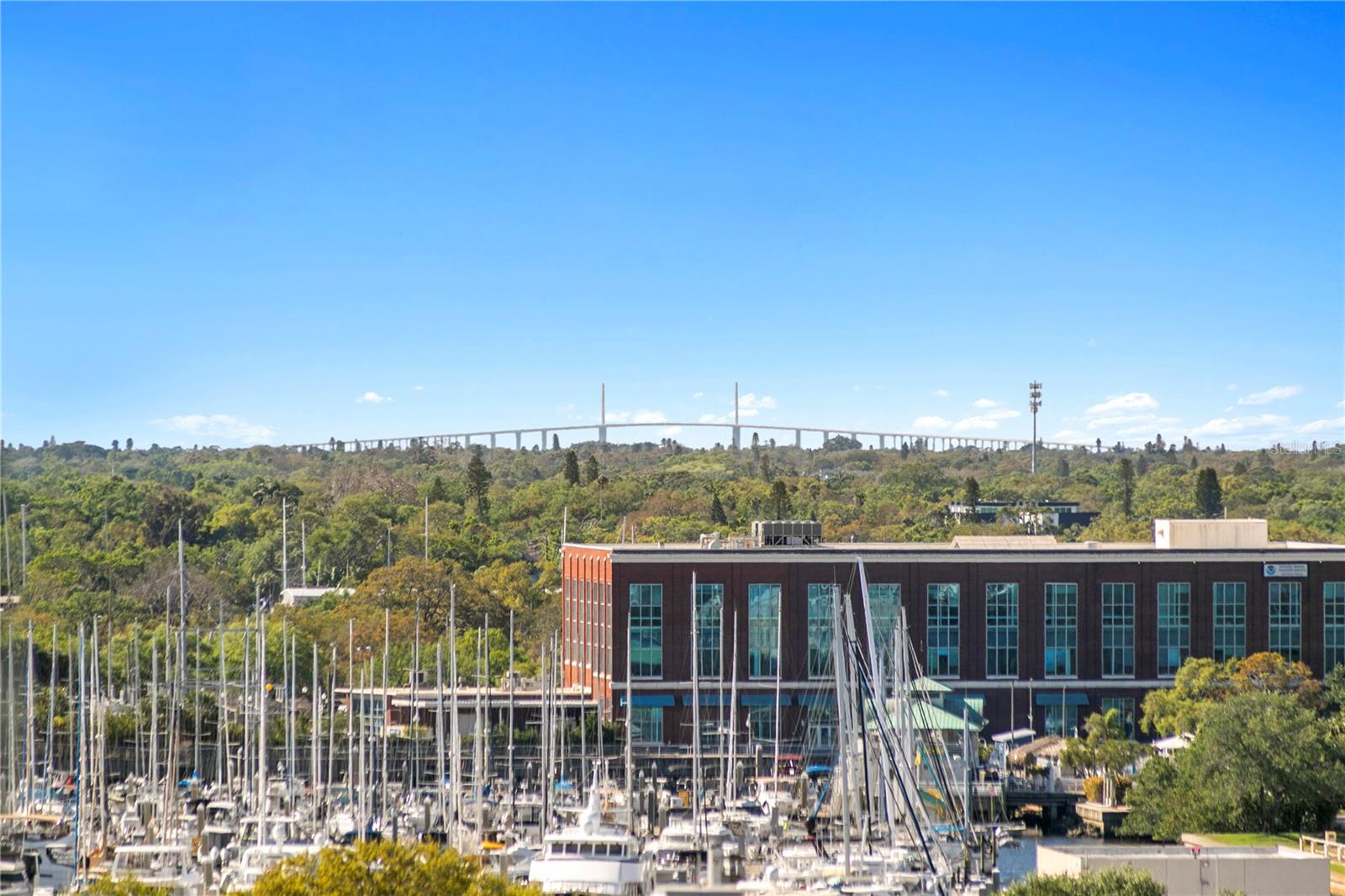 Listing photo id 2 for 199 Dali Boulevard 1002