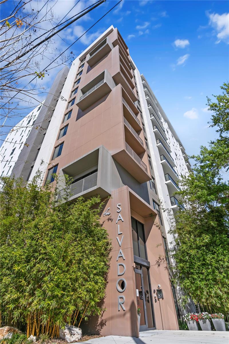 Listing photo id 41 for 199 Dali Boulevard 1002