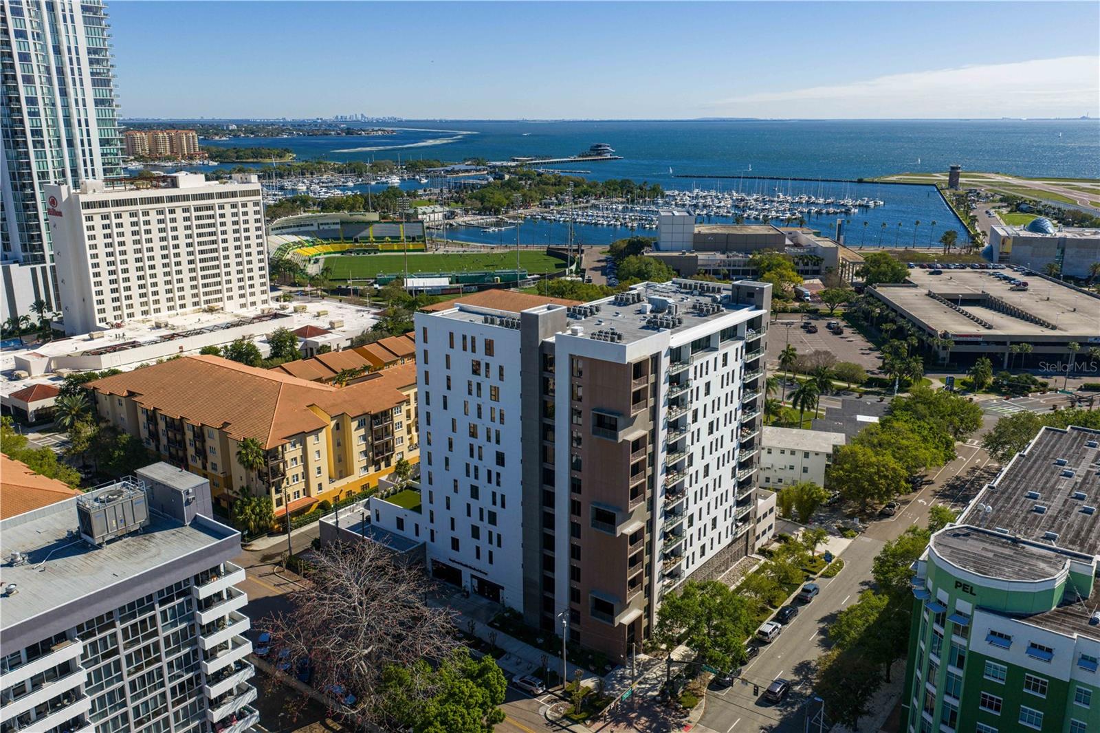 Listing photo id 53 for 199 Dali Boulevard 1002