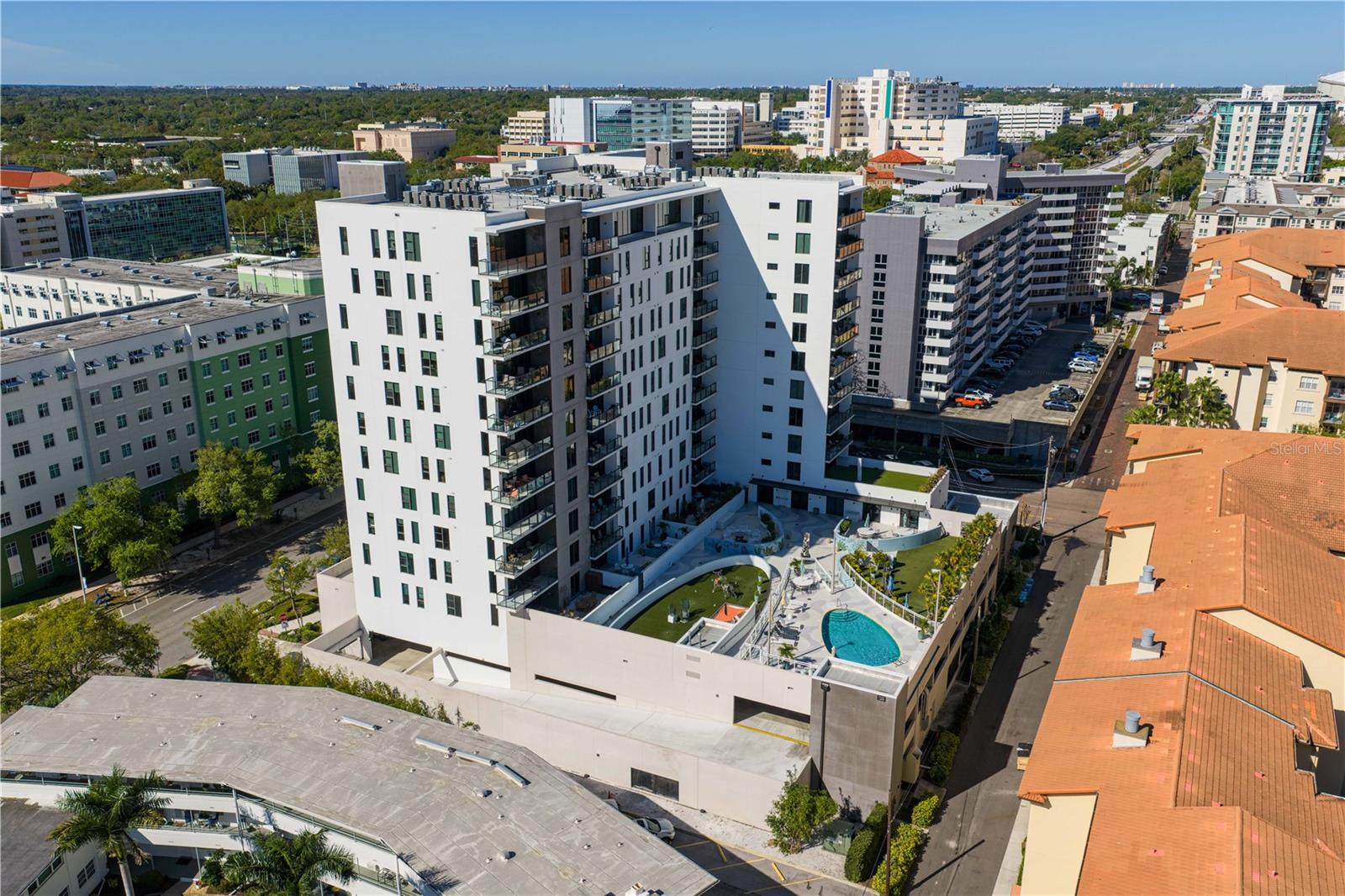 Listing photo id 56 for 199 Dali Boulevard 1002