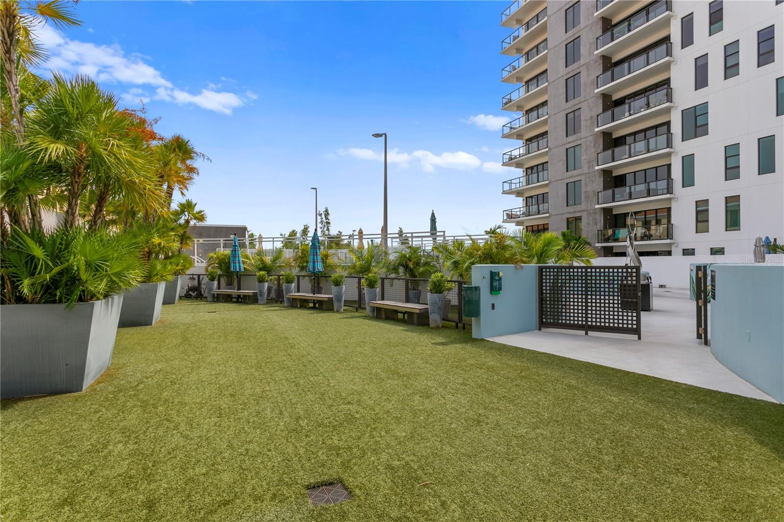 Listing photo id 69 for 199 Dali Boulevard 1002