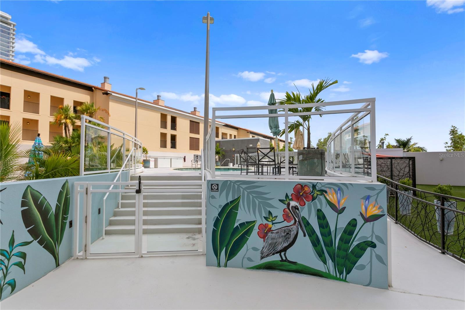 Listing photo id 79 for 199 Dali Boulevard 1002