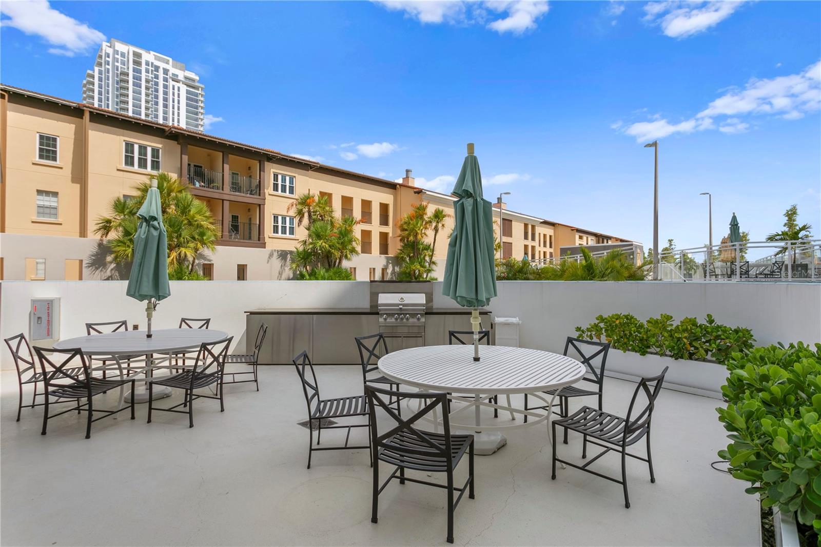 Listing photo id 82 for 199 Dali Boulevard 1002