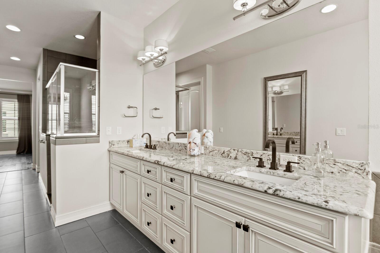 Image 12 of 31 For 224 Audubon Avenue