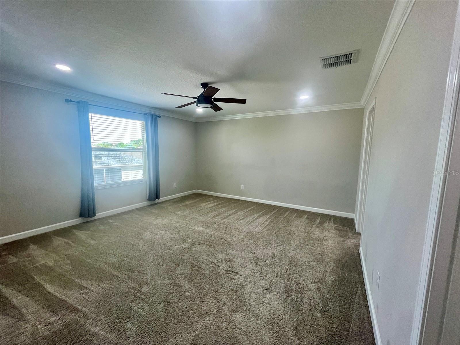 Image 17 of 31 For 25149 Lambrusco Loop