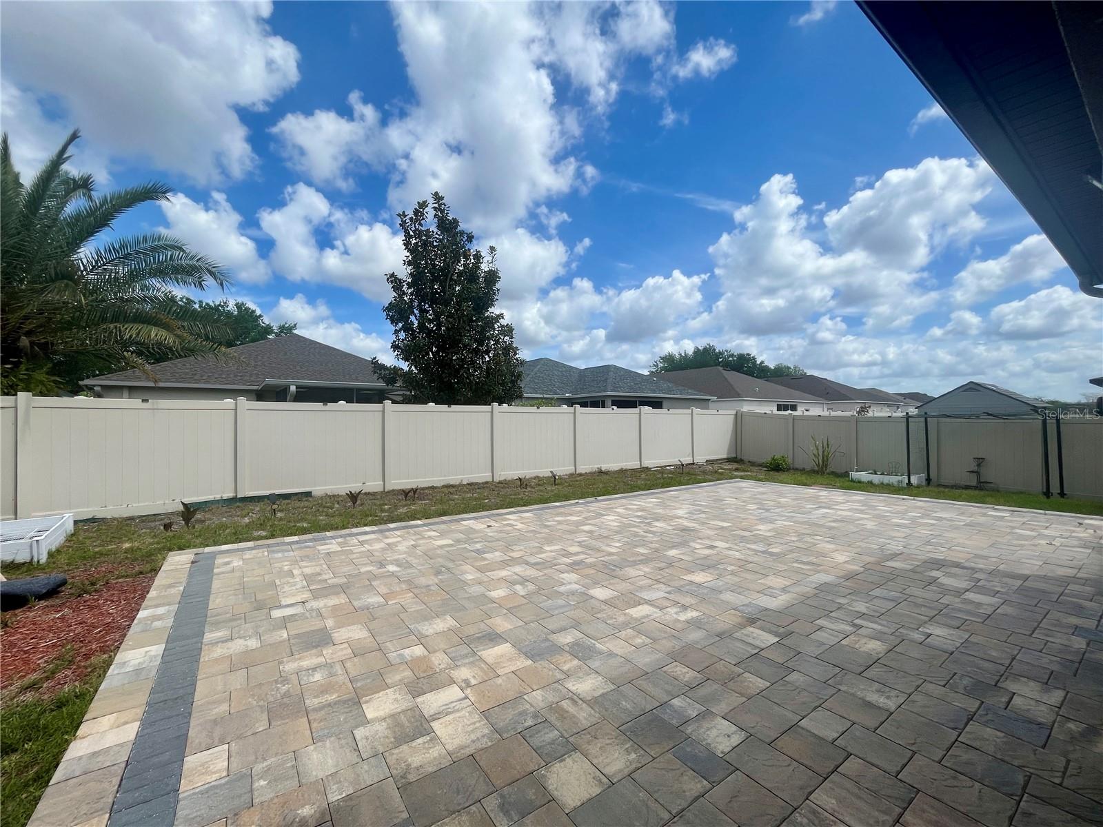 Image 29 of 31 For 25149 Lambrusco Loop