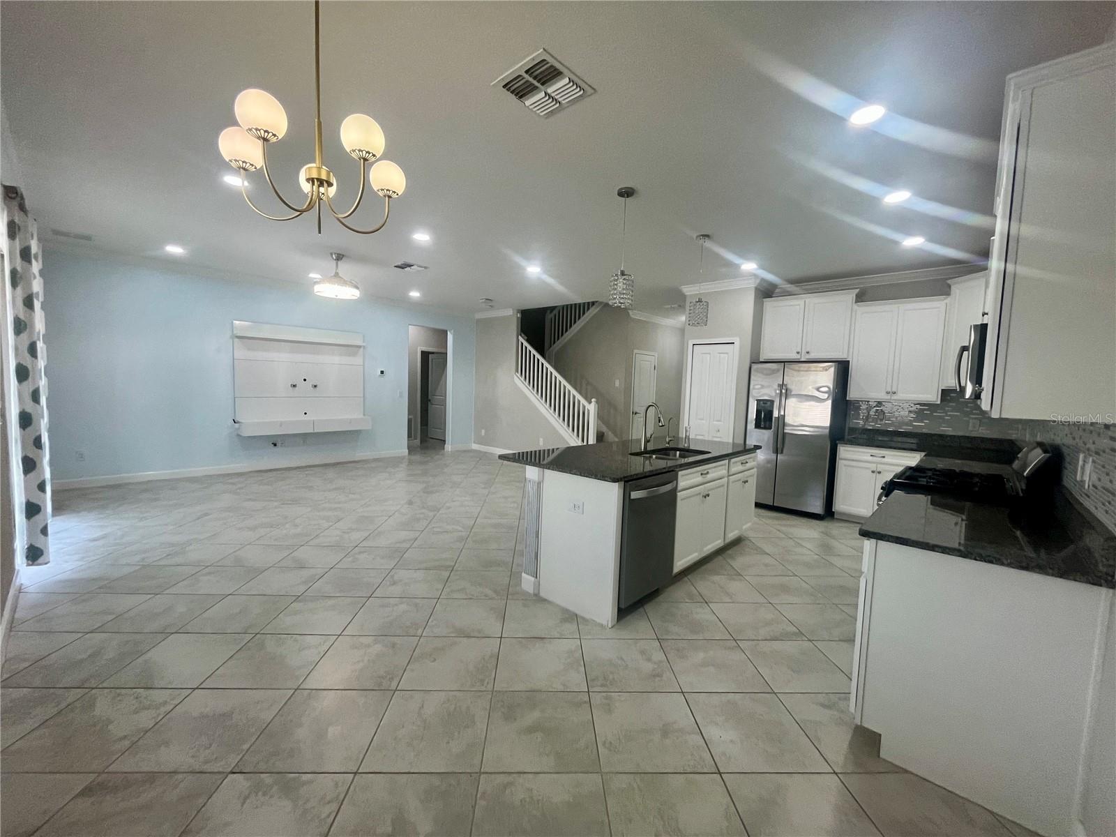 Image 8 of 31 For 25149 Lambrusco Loop