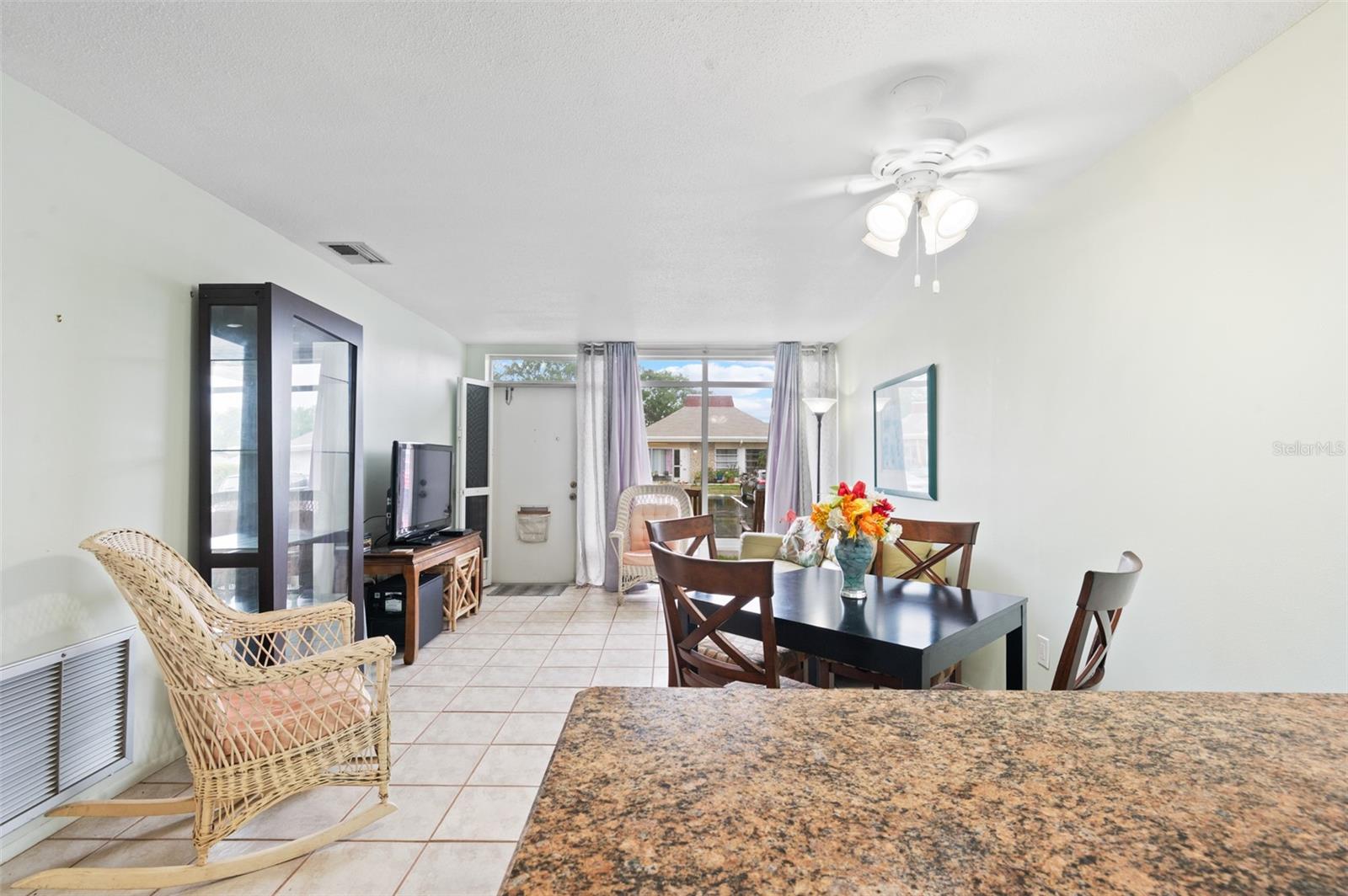 Image 25 of 42 For 4351 Tahitian Gardens Circle C