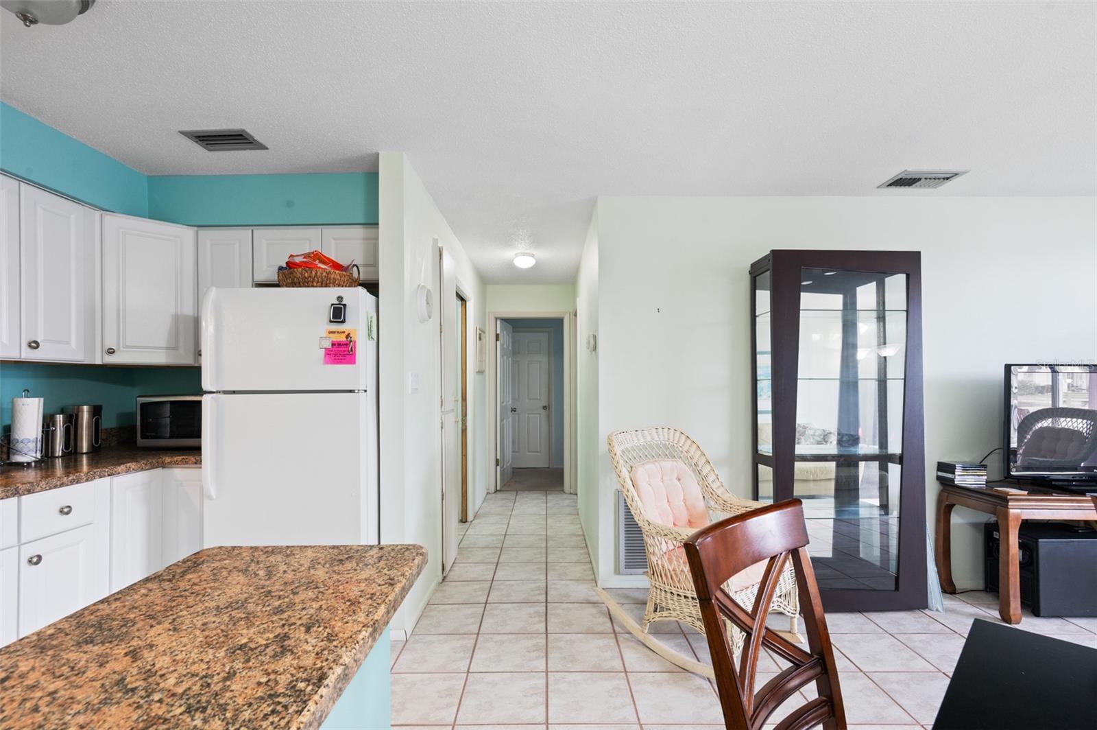 Image 27 of 42 For 4351 Tahitian Gardens Circle C