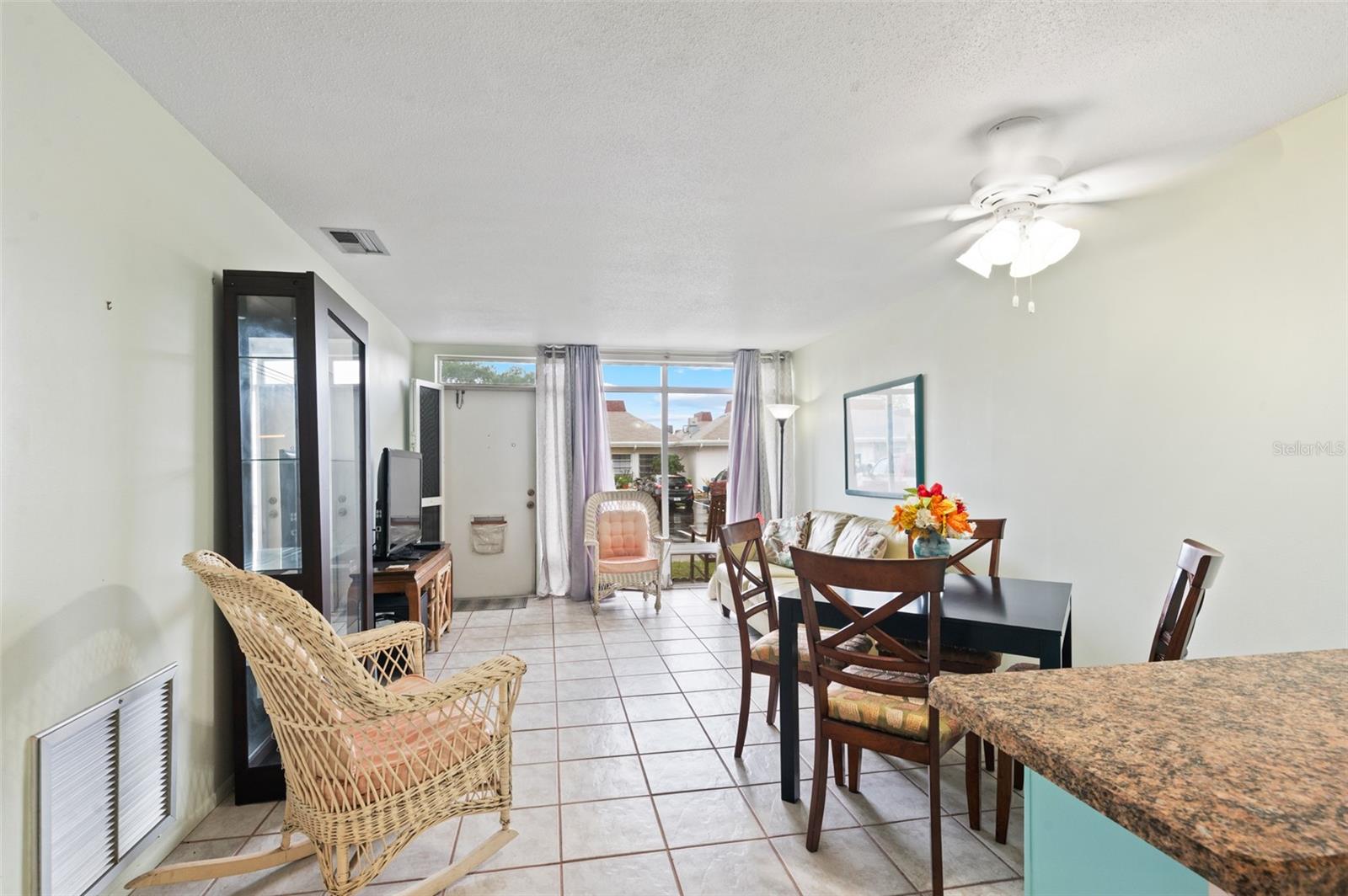 Image 3 of 42 For 4351 Tahitian Gardens Circle C