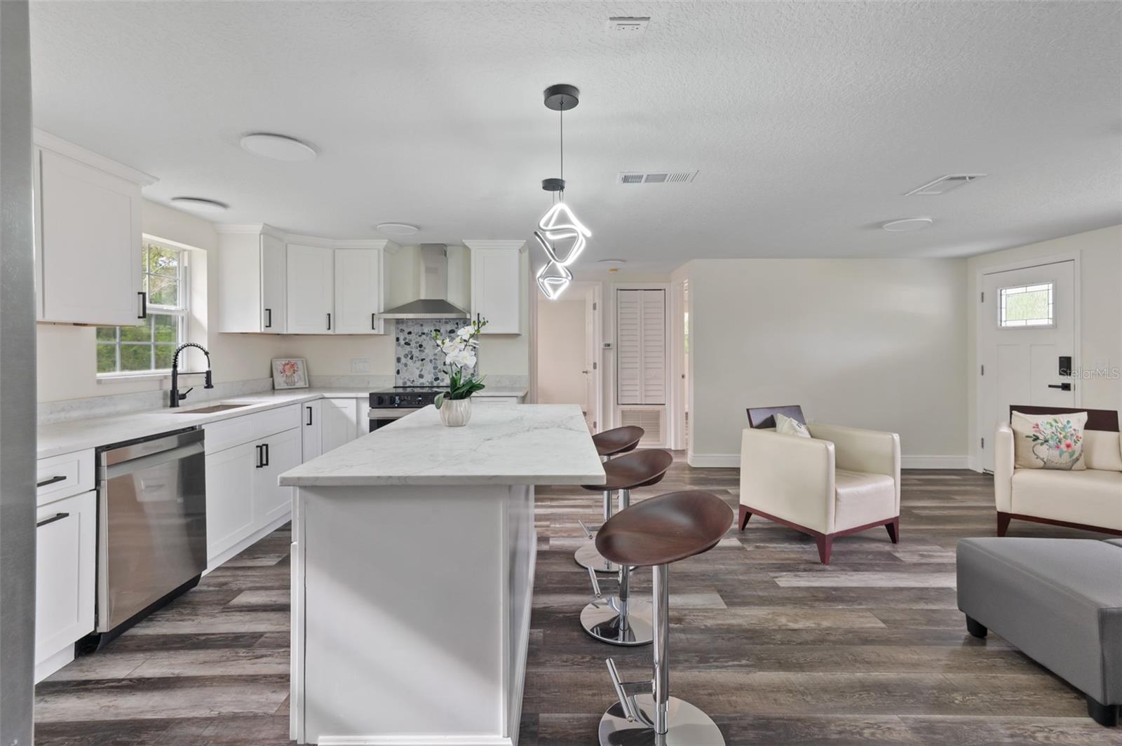 Image 10 of 42 For 15226 Valdosta Road