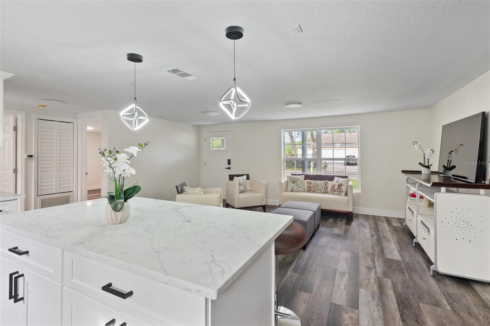 Image 12 of 42 For 15226 Valdosta Road