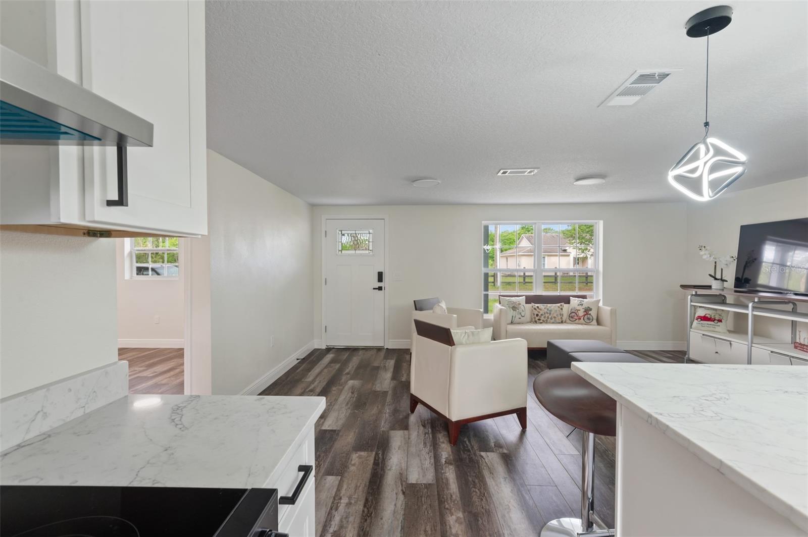 Image 13 of 42 For 15226 Valdosta Road