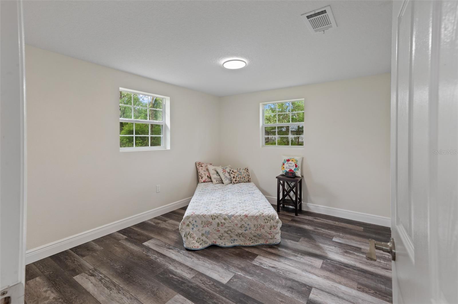 Image 24 of 42 For 15226 Valdosta Road