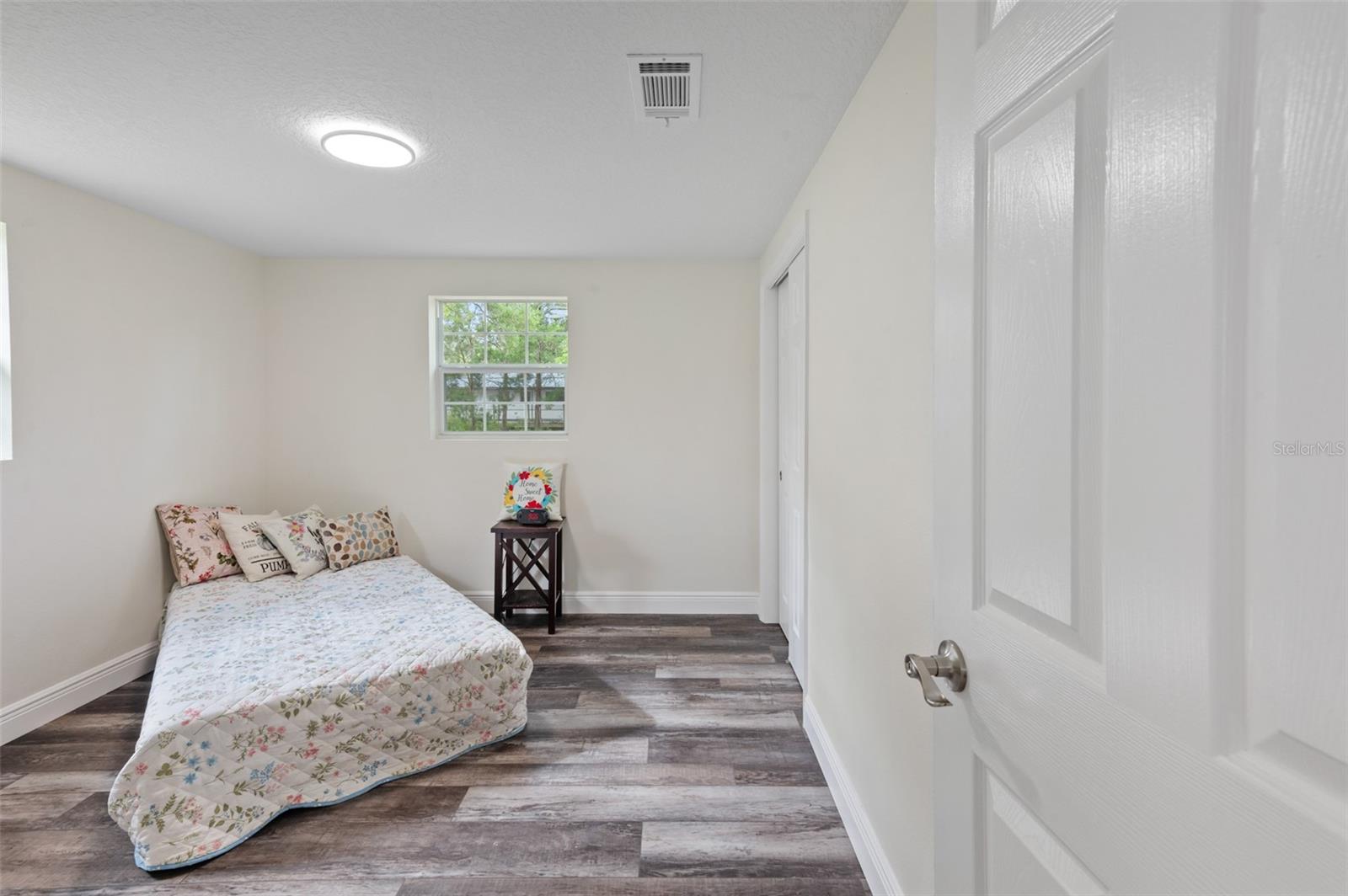 Image 25 of 42 For 15226 Valdosta Road