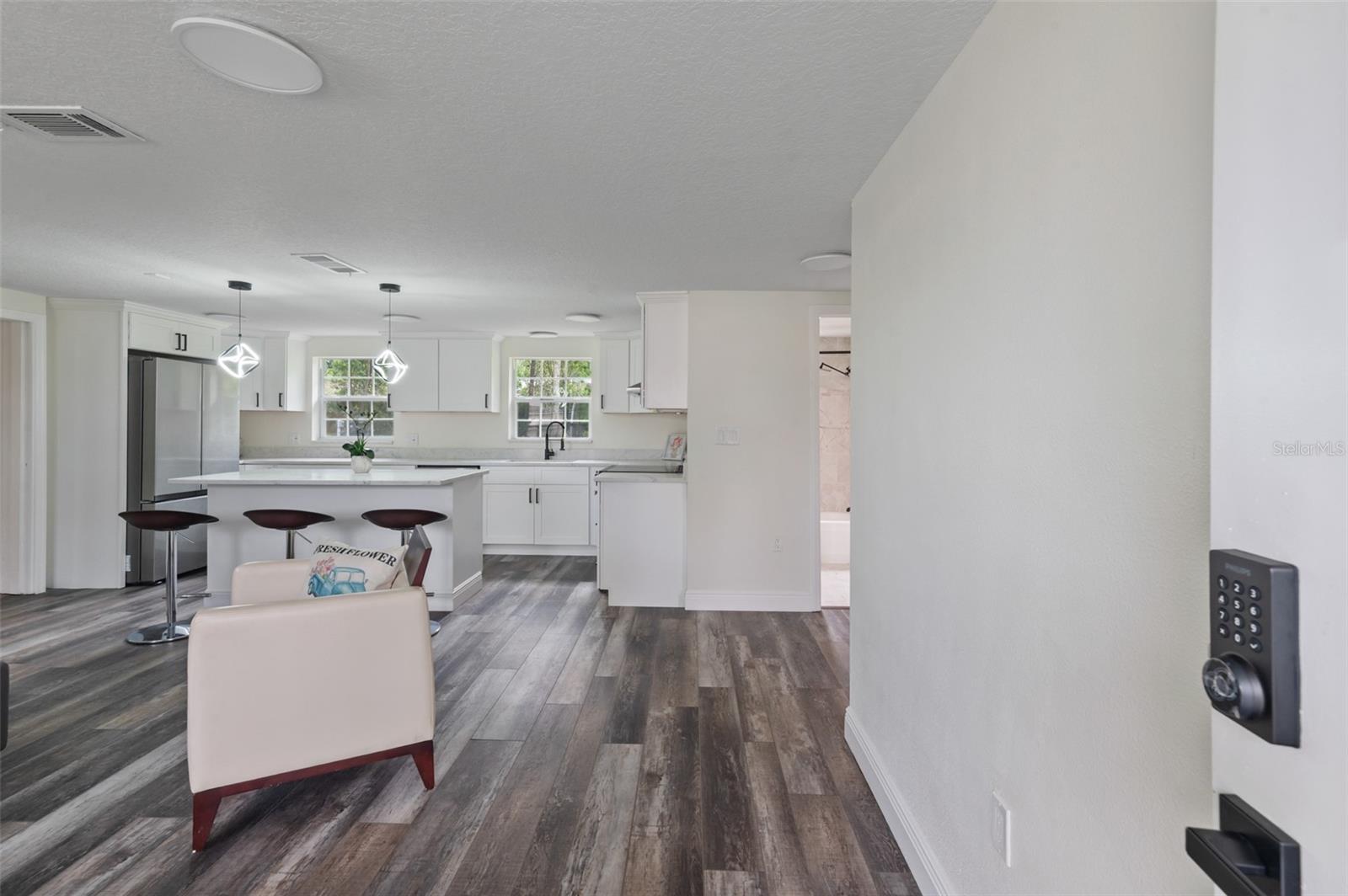 Image 7 of 42 For 15226 Valdosta Road