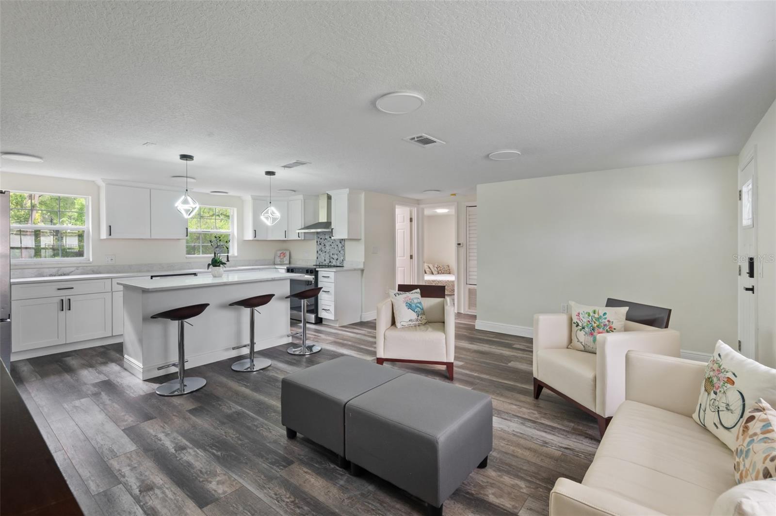 Image 9 of 42 For 15226 Valdosta Road