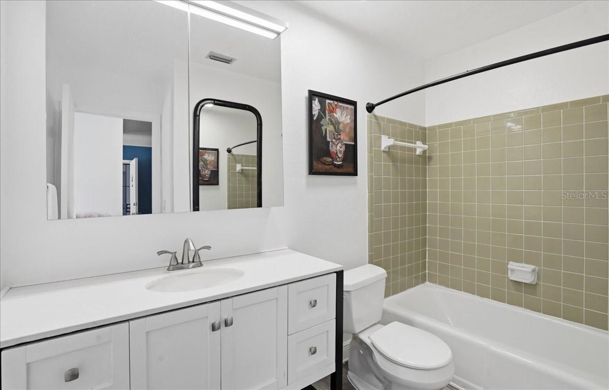 Image 14 of 23 For 3580 38th Avenue S 96