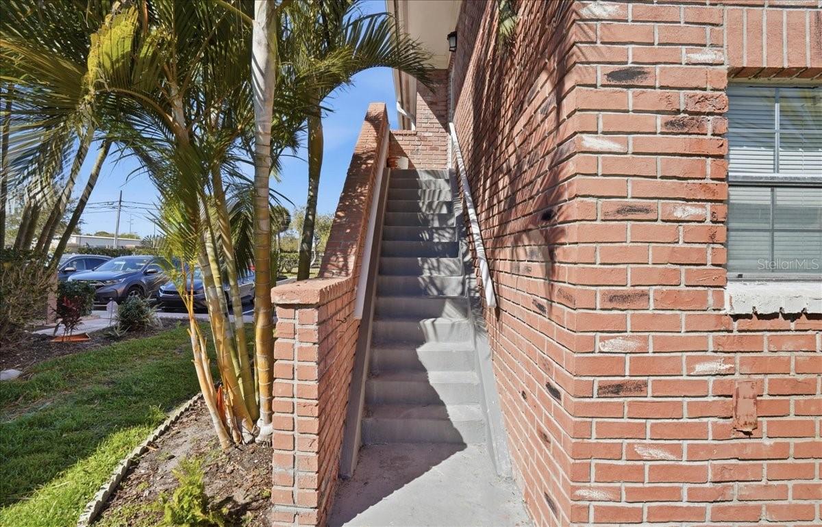 Image 17 of 23 For 3580 38th Avenue S 96