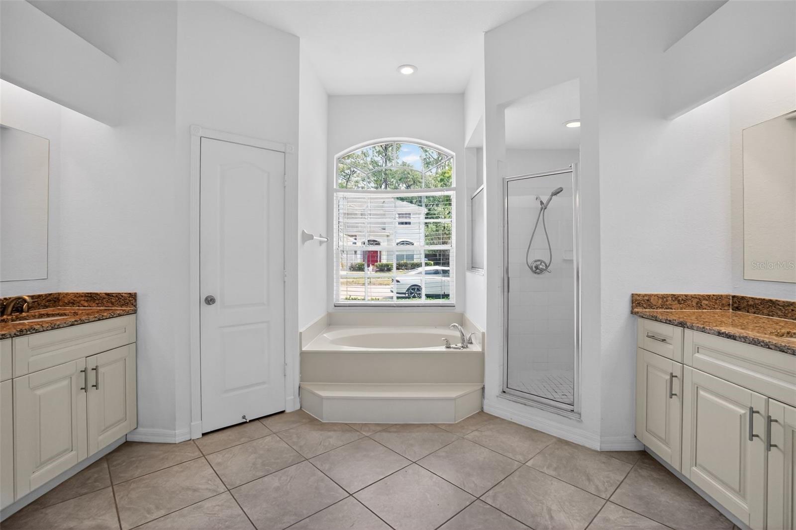 Image 27 of 36 For 3725 Hollow Wood Drive