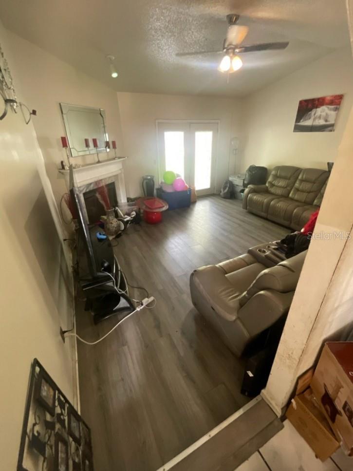 Image 4 of 8 For 11350 Island Shore Drive W