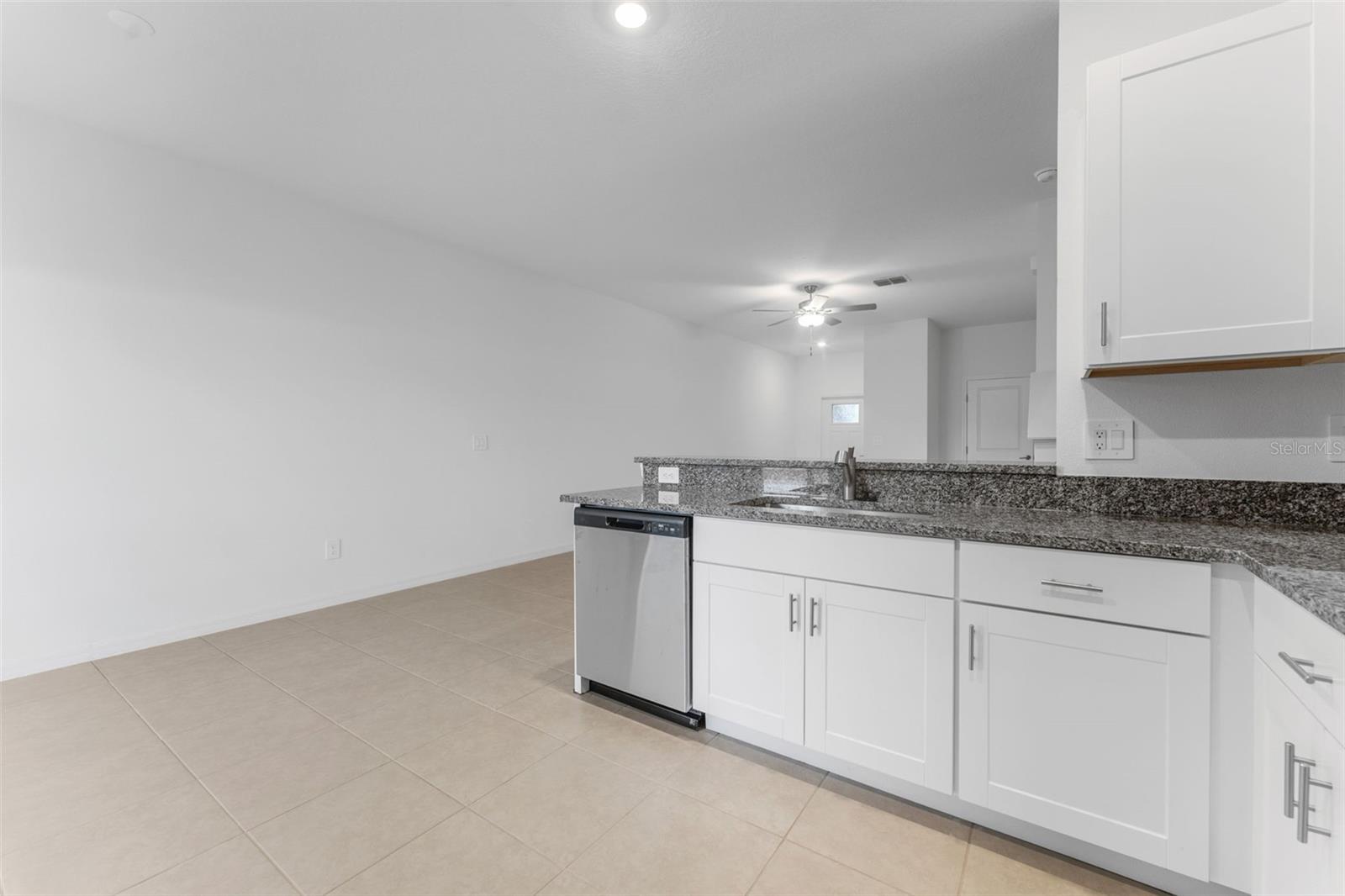 Image 11 of 40 For 6288 Shiner Street