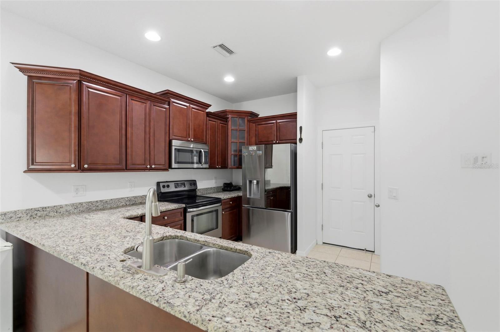 Image 19 of 62 For 4118 Woodacre Lane