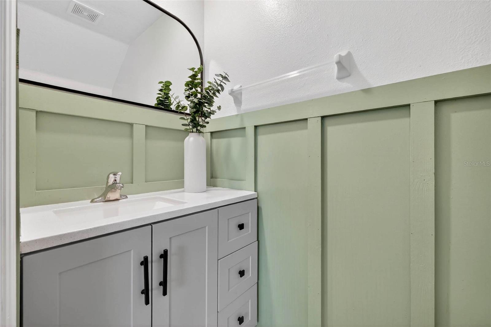 Image 14 of 34 For 10432 Shady Preserve Drive