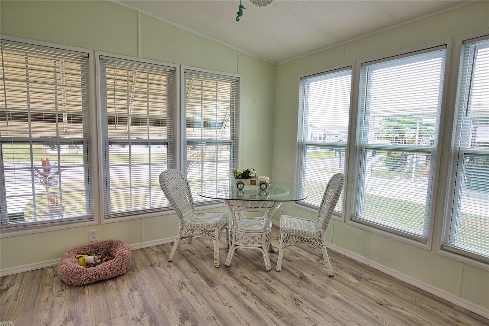 Image 18 of 80 For 618 Iglesia Drive