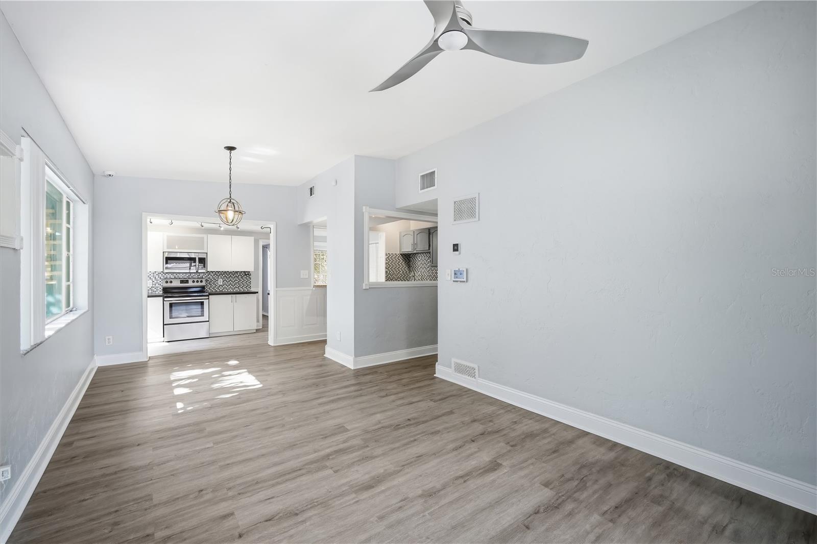 Image 6 of 26 For 4933 13th Avenue S