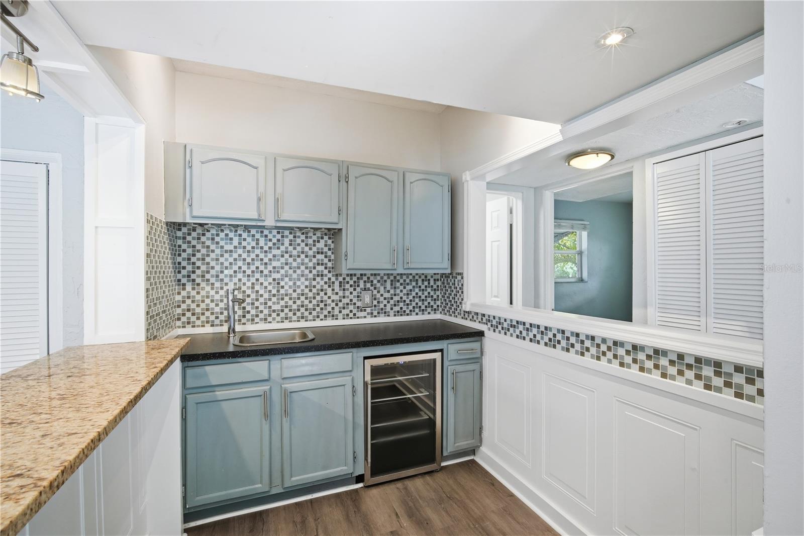 Image 8 of 26 For 4933 13th Avenue S