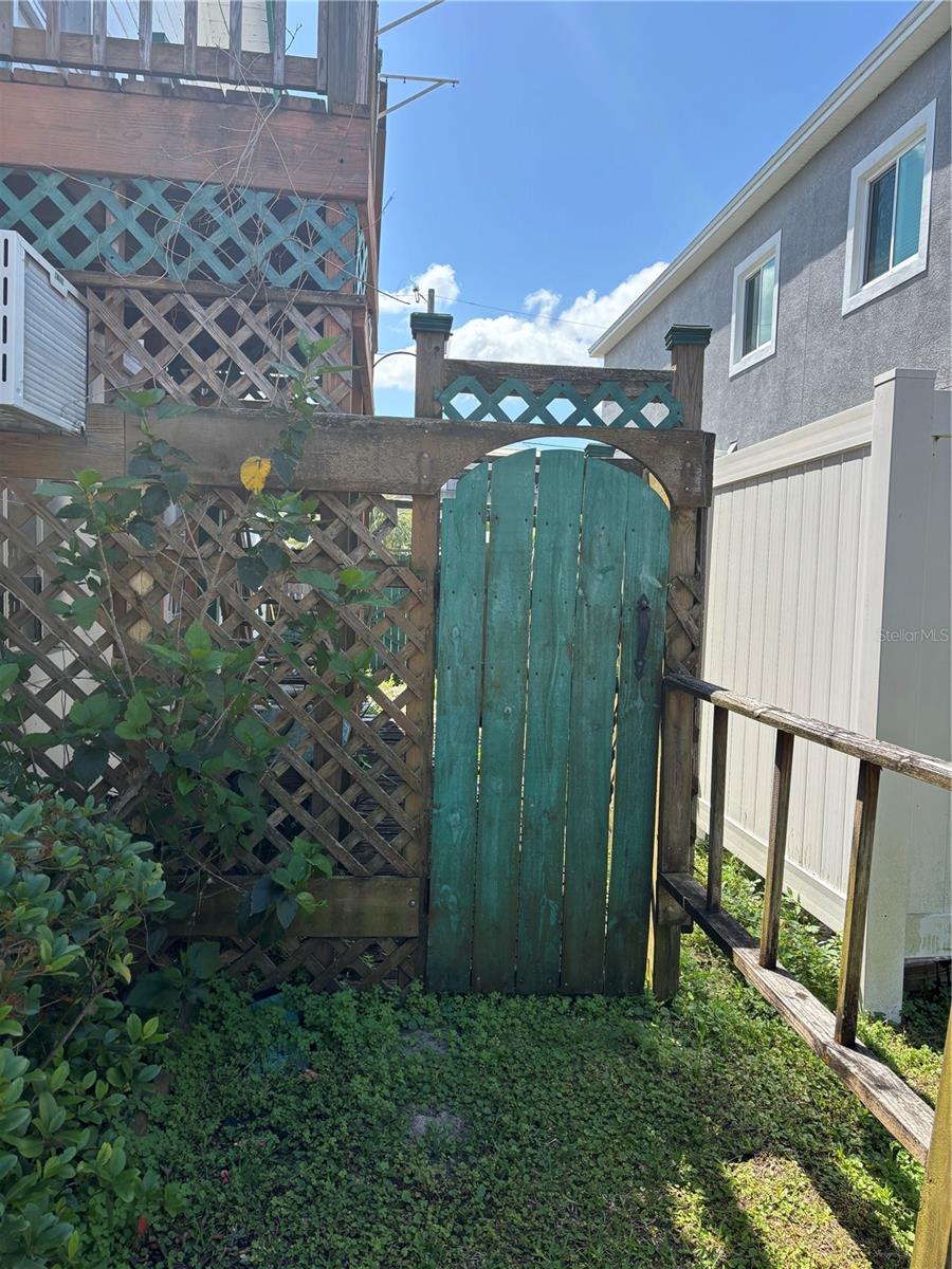 Image 18 of 20 For 507 Cleveland Avenue Sw 2