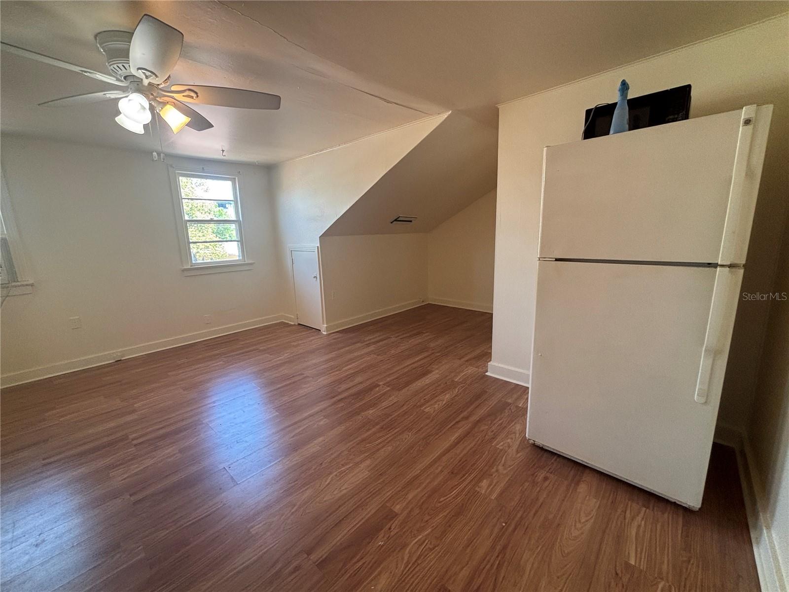 Image 5 of 20 For 507 Cleveland Avenue Sw 2