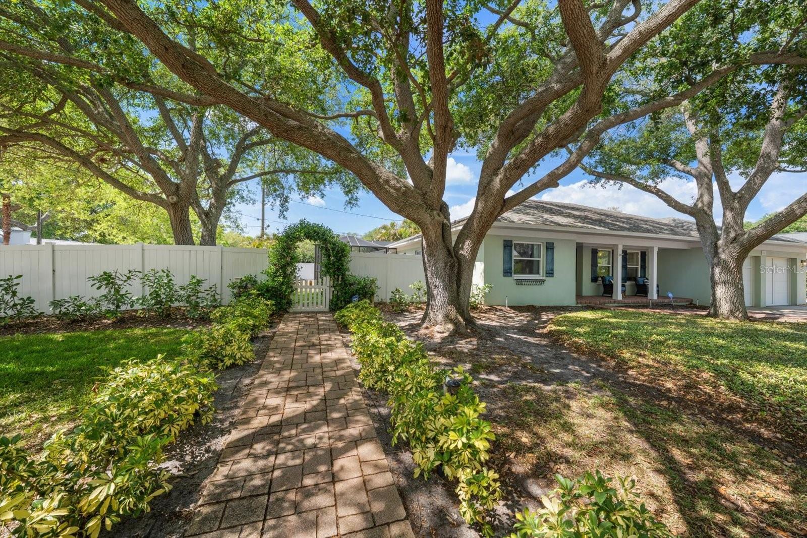 Image 42 of 50 For 500 Ponce De Leon Boulevard